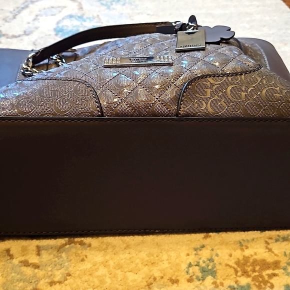 Guess Large Grey Tote Purse - Picture 7 of 10